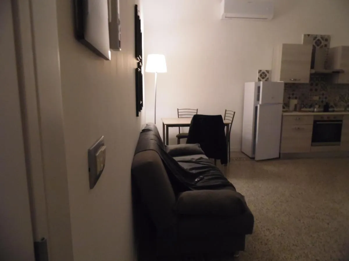 Chiarini22 Apartments Napoli Italia